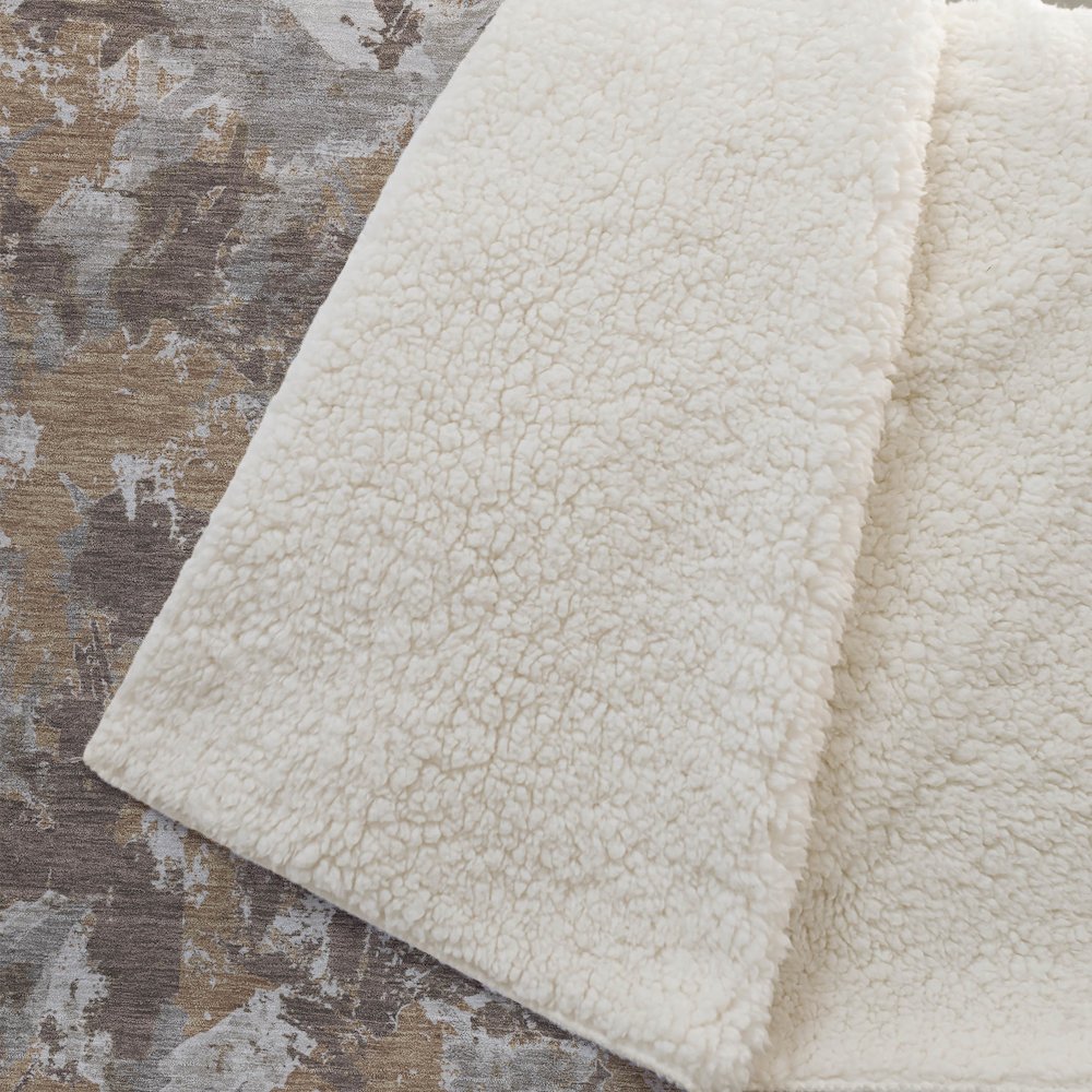 Premium Machine Washable ASB885 Brown 50" x 70" Sherpa Throw Blanket. Picture 2