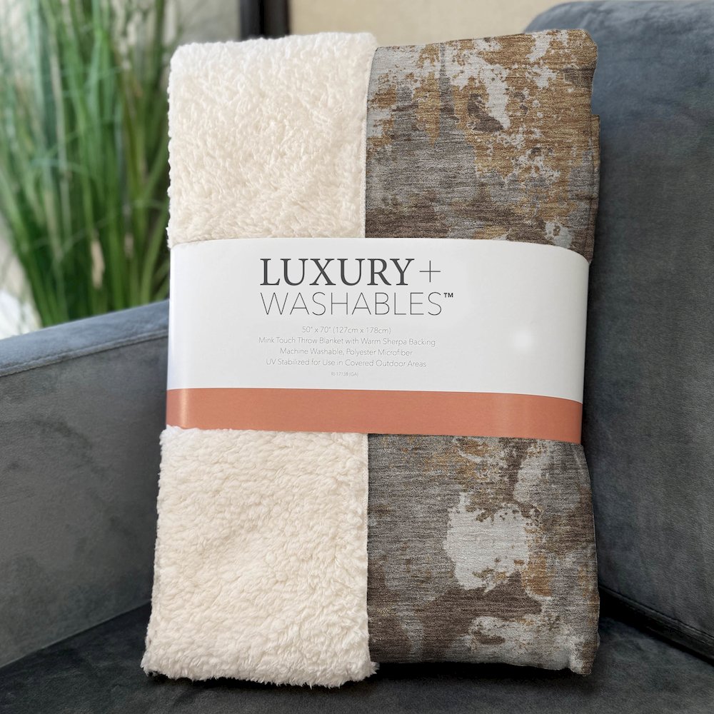 Premium Machine Washable ASB885 Brown 50" x 70" Sherpa Throw Blanket. Picture 3