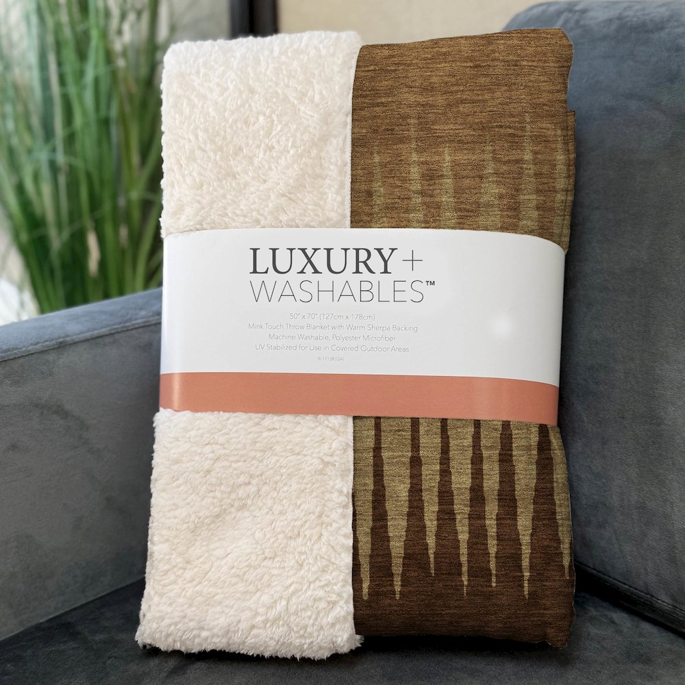 Premium Machine Washable ASB886 Paprika 50" x 70" Sherpa Throw Blanket. Picture 3