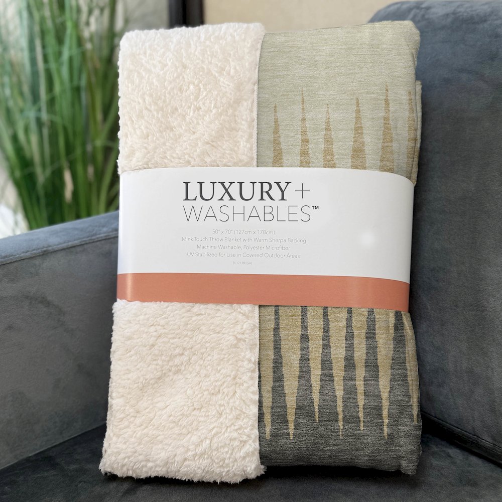 Premium Machine Washable ASB886 Taupe 50" x 70" Sherpa Throw Blanket. Picture 3