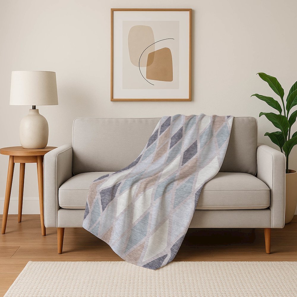 Premium Machine Washable ASB887 Lavender 50" x 70" Sherpa Throw Blanket. Picture 5