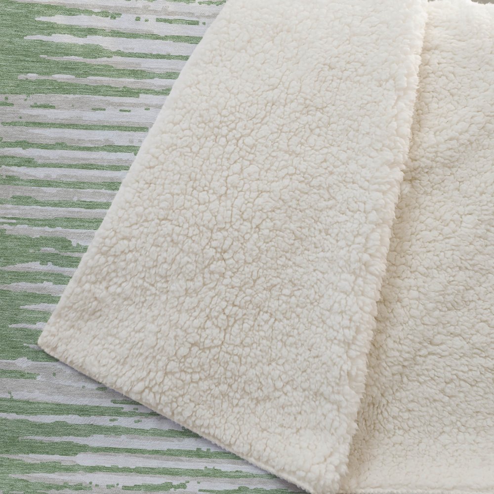 Premium Machine Washable ASB888 Green 50" x 70" Sherpa Throw Blanket. Picture 2