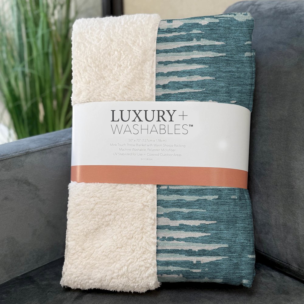 Premium Machine Washable ASB888 Teal 50" x 70" Sherpa Throw Blanket. Picture 3