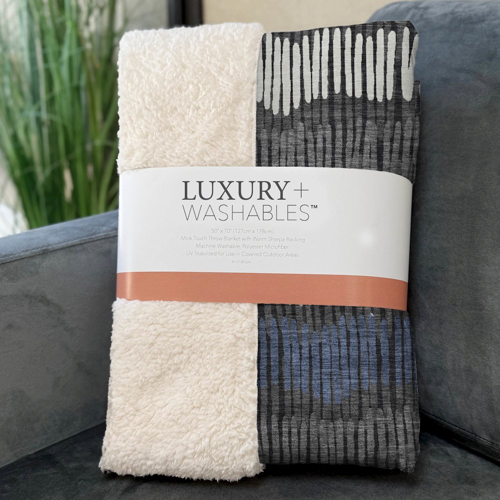 Premium Machine Washable ASB889 Charcoal 50" x 70" Sherpa Throw Blanket. Picture 3