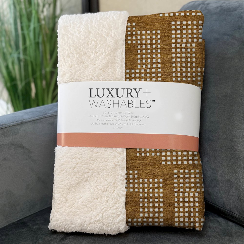 Premium Machine Washable ASB890 Terracotta 50" x 70" Sherpa Throw Blanket. Picture 3