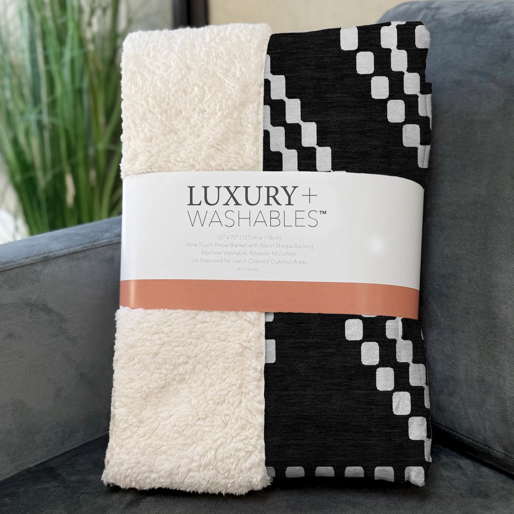 Premium Machine Washable ASB891 Black 50" x 70" Sherpa Throw Blanket. Picture 3