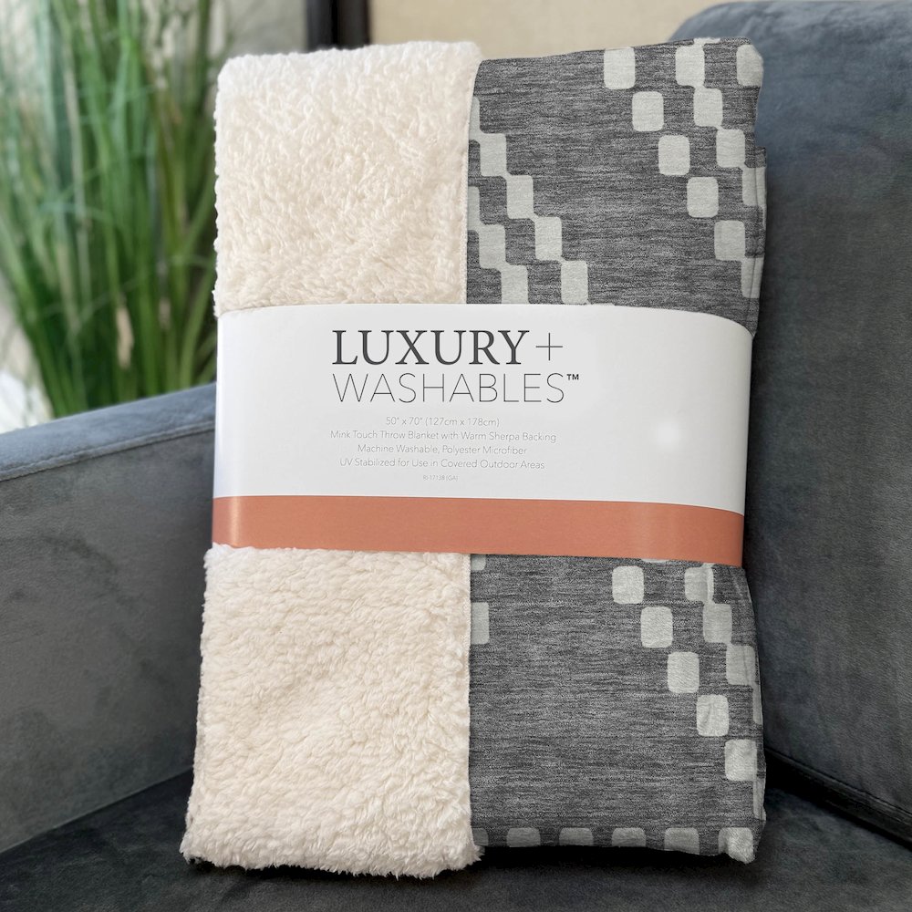Premium Machine Washable ASB891 Gray 50" x 70" Sherpa Throw Blanket. Picture 3