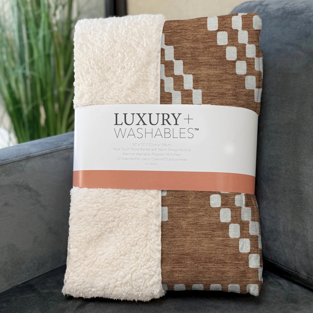 Premium Machine Washable ASB891 Terracotta 50" x 70" Sherpa Throw Blanket. Picture 3