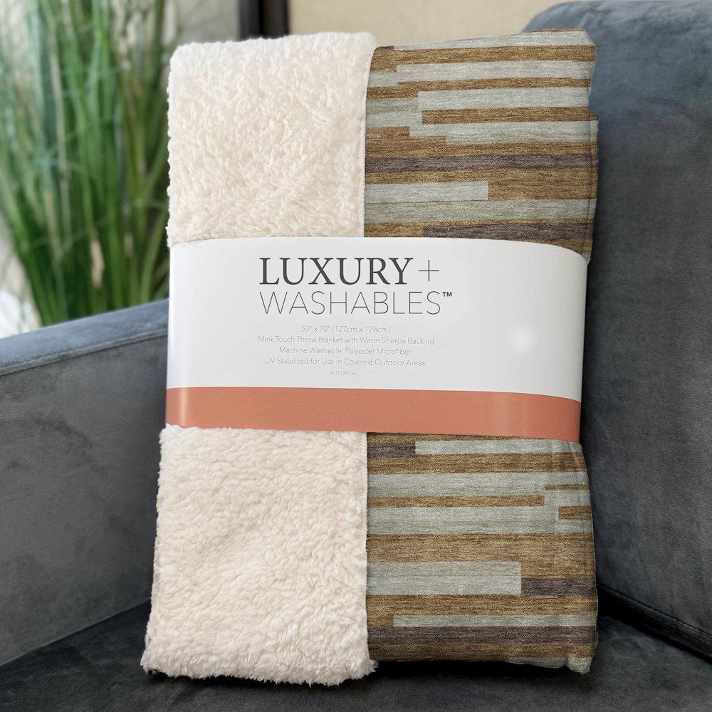 Premium Machine Washable ASB894 Paprika 50" x 70" Sherpa Throw Blanket. Picture 3