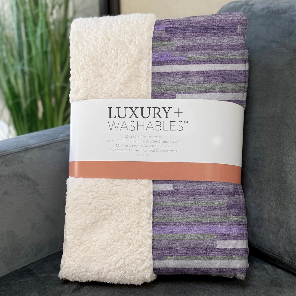 Premium Machine Washable ASB894 Purple 50" x 70" Sherpa Throw Blanket. Picture 3