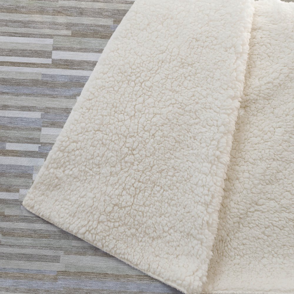 Premium Machine Washable ASB894 Taupe 50" x 70" Sherpa Throw Blanket. Picture 2