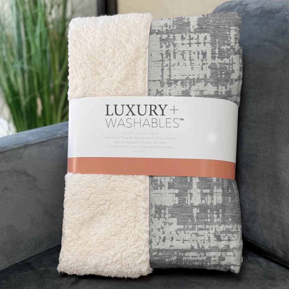 Premium Machine Washable ASB895 Gray 50" x 70" Sherpa Throw Blanket. Picture 3