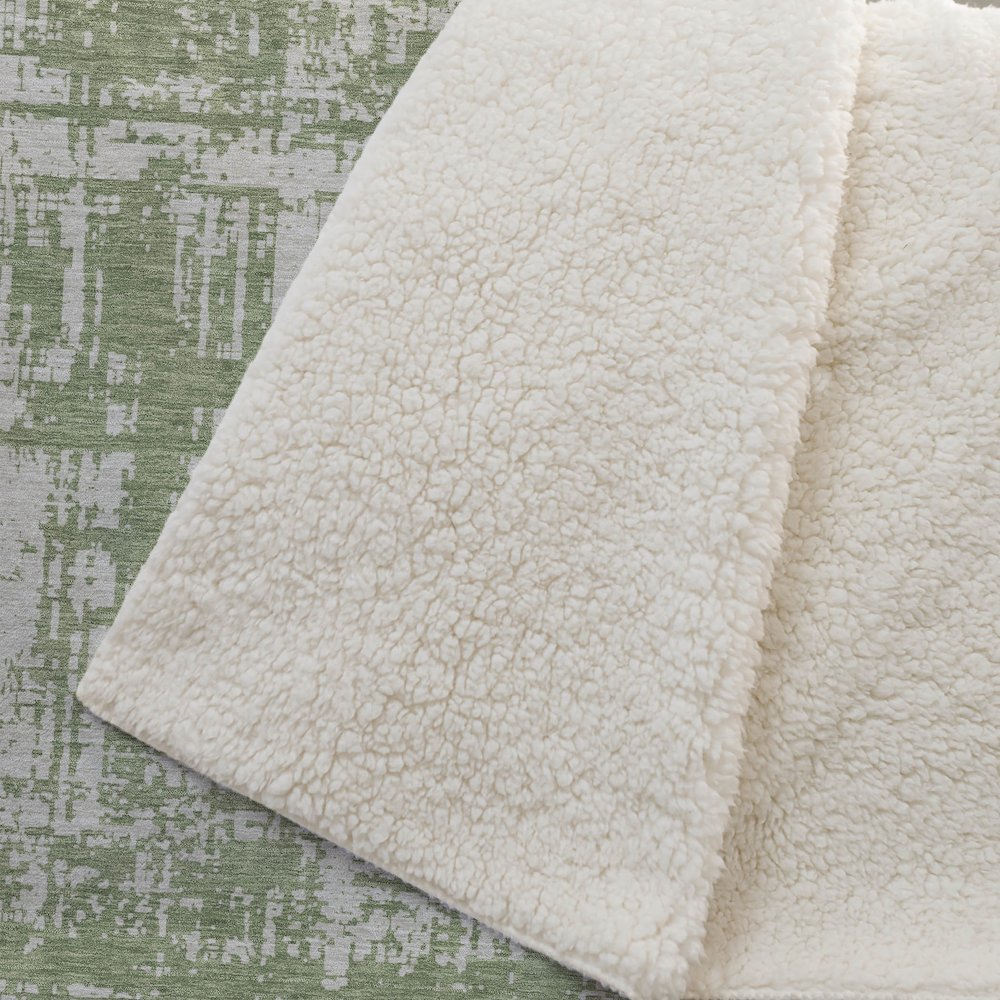 Premium Machine Washable ASB895 Green 50" x 70" Sherpa Throw Blanket. Picture 2
