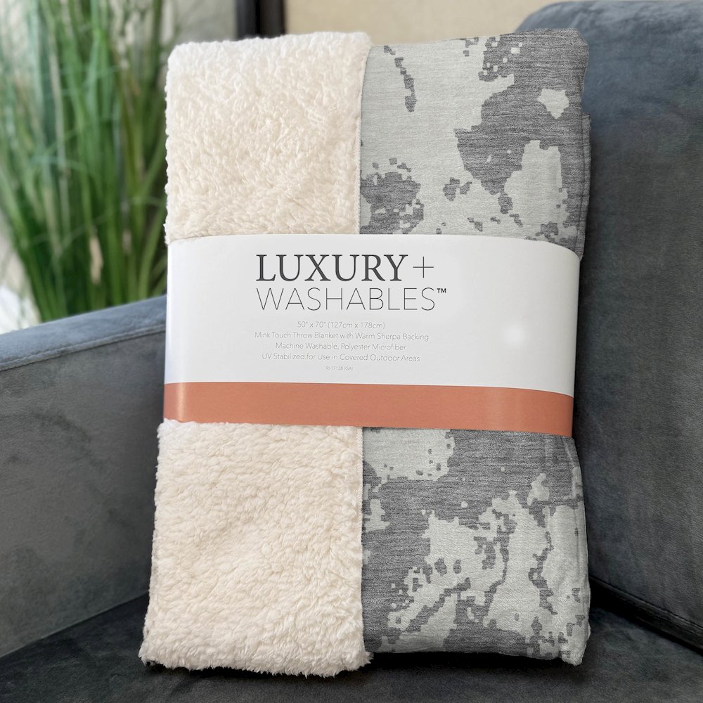Premium Machine Washable ASB897 Gray 50" x 70" Sherpa Throw Blanket. Picture 3
