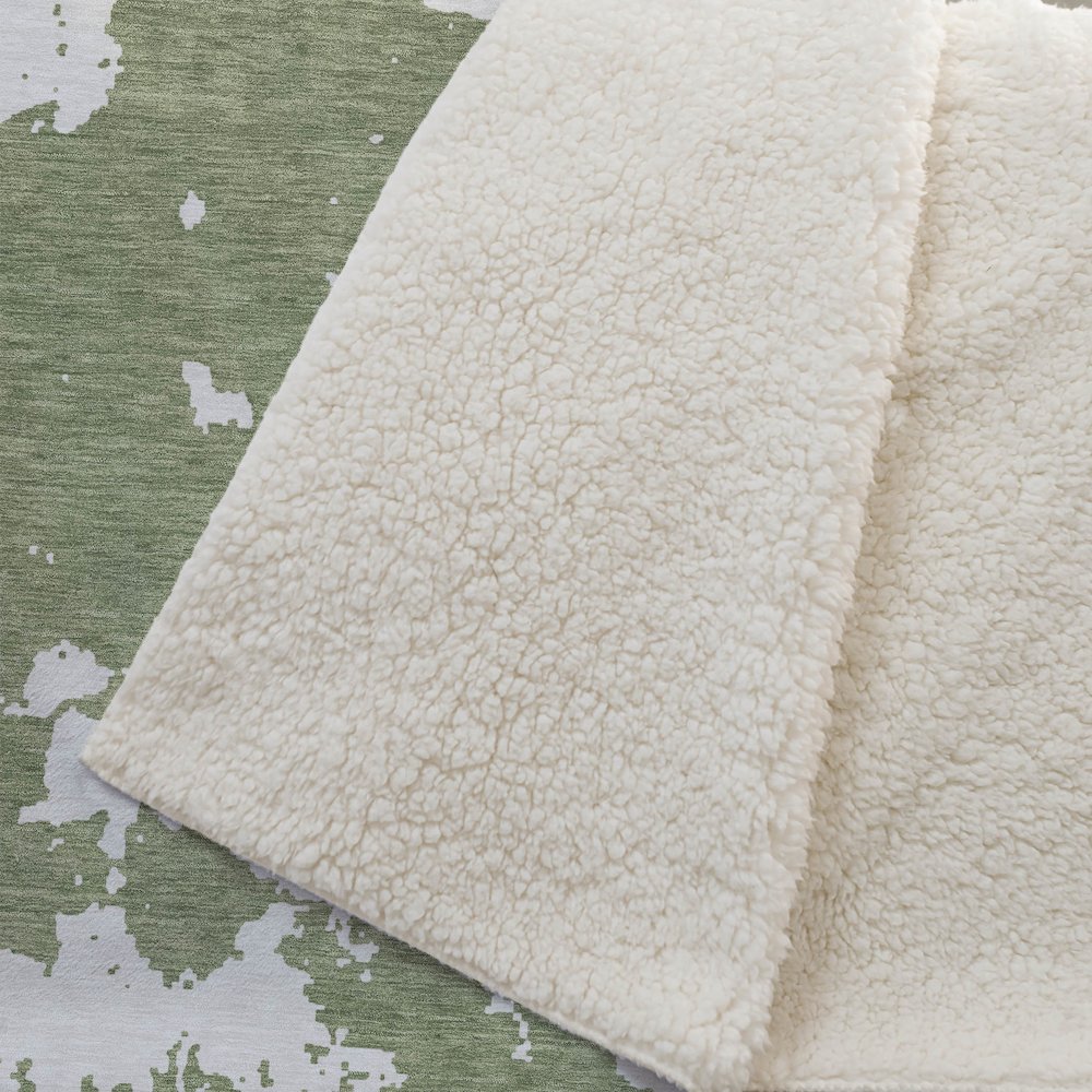 Premium Machine Washable ASB897 Green 50" x 70" Sherpa Throw Blanket. Picture 2