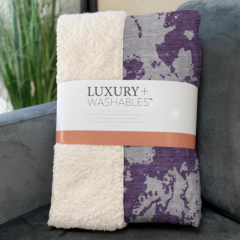 Premium Machine Washable ASB897 Purple 50" x 70" Sherpa Throw Blanket. Picture 3