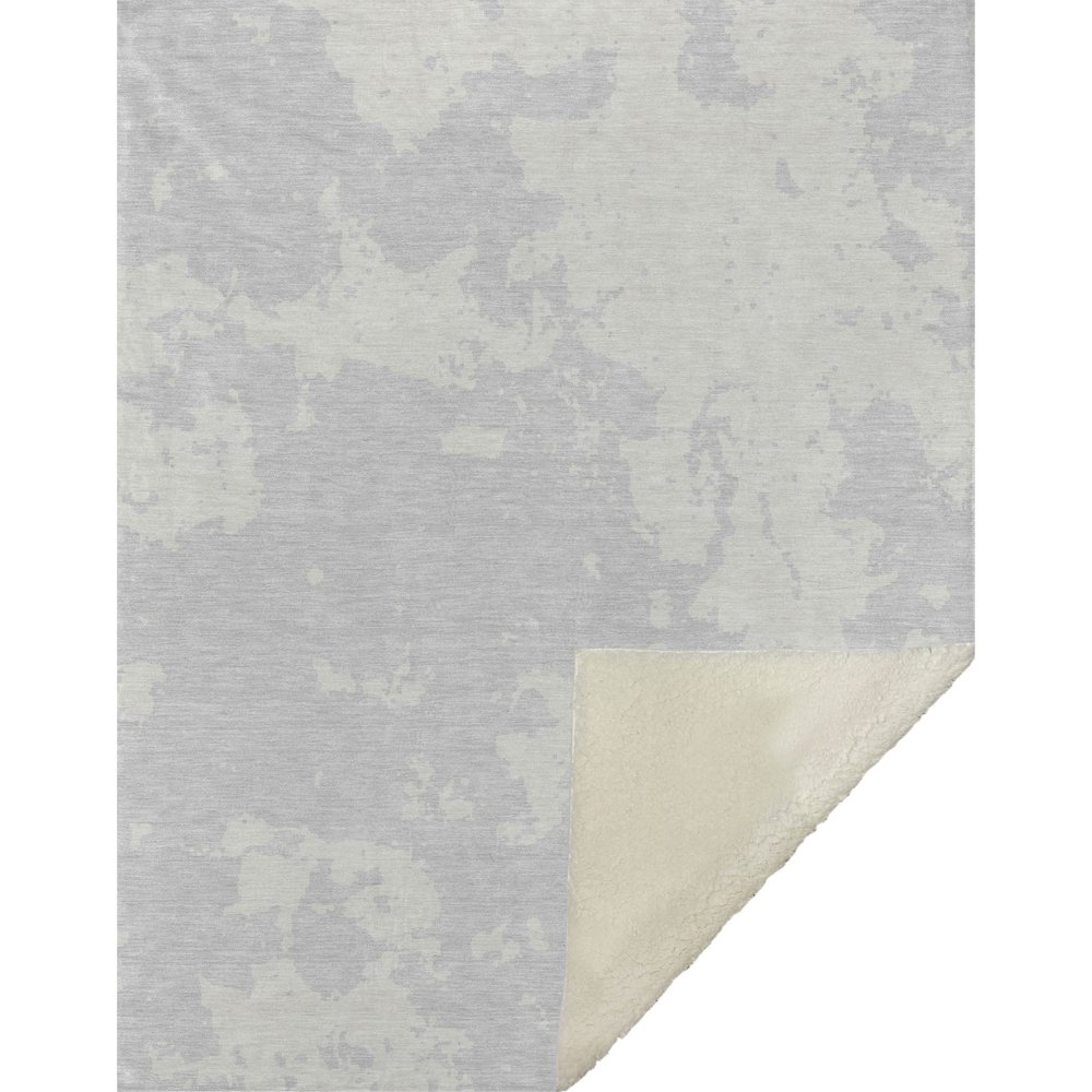 Premium Machine Washable ASB897 Silver 50" x 70" Sherpa Throw Blanket. Picture 1
