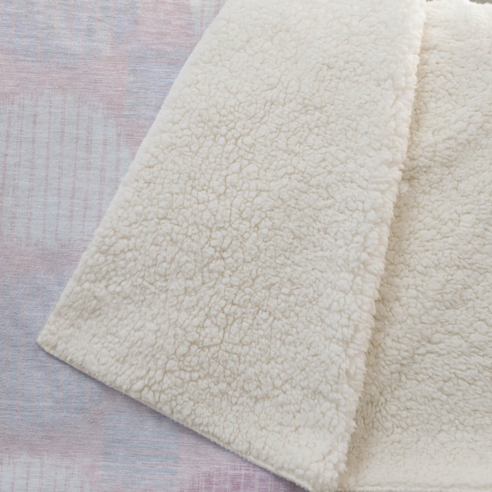 Premium Machine Washable ASB900 Pink 50" x 70" Sherpa Throw Blanket. Picture 2