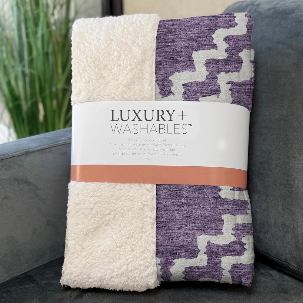 Premium Machine Washable ASB902 Purple 50" x 70" Sherpa Throw Blanket. Picture 3