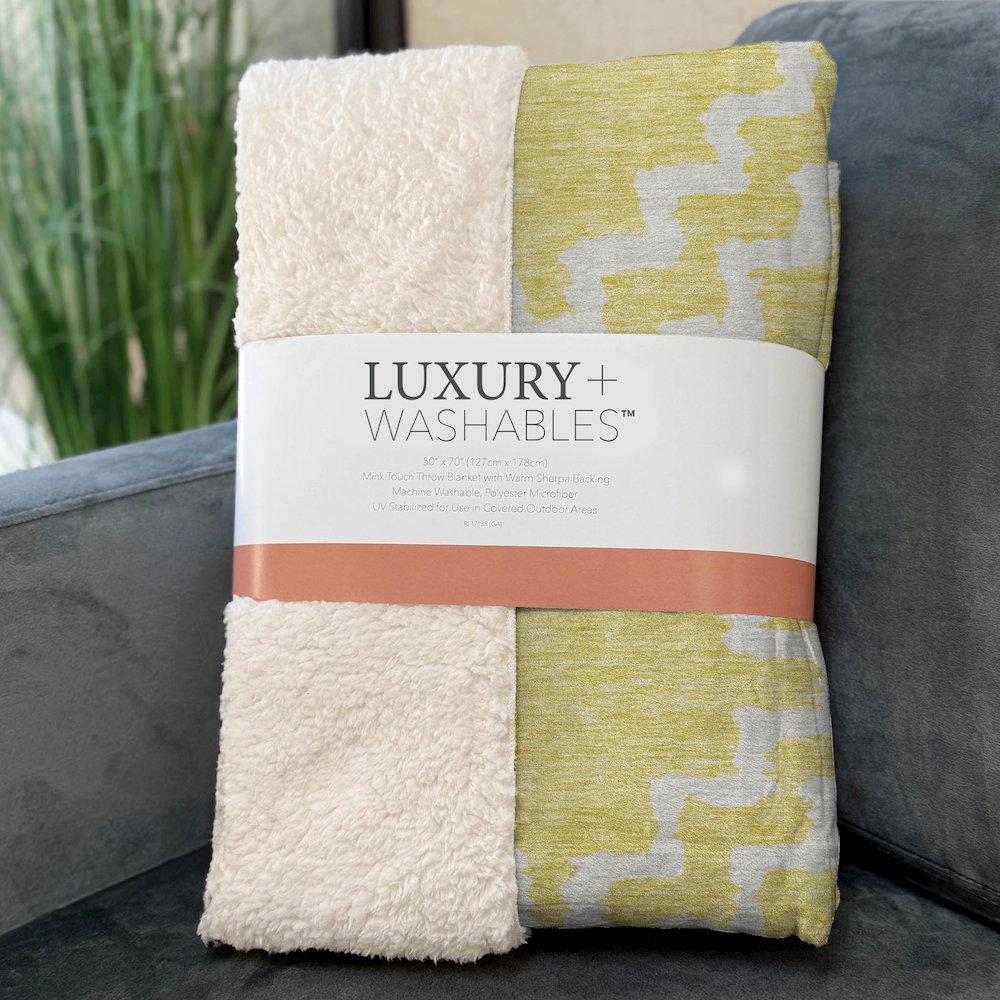 Premium Machine Washable ASB902 Yellow 50" x 70" Sherpa Throw Blanket. Picture 3