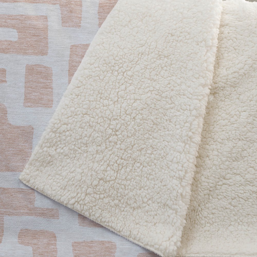 Premium Machine Washable ASB903 Peach 50" x 70" Sherpa Throw Blanket. Picture 2