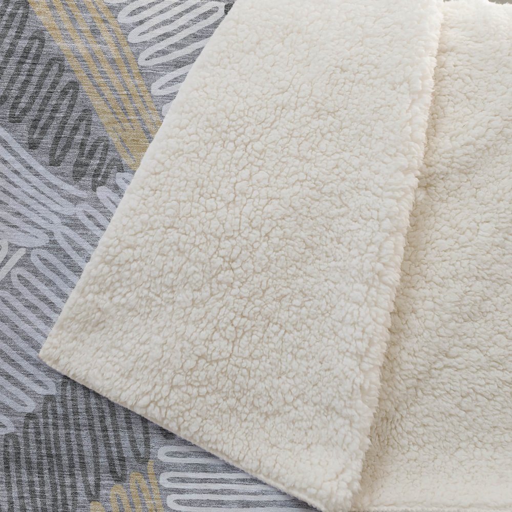Premium Machine Washable ASB904 Gray 50" x 70" Sherpa Throw Blanket. Picture 2