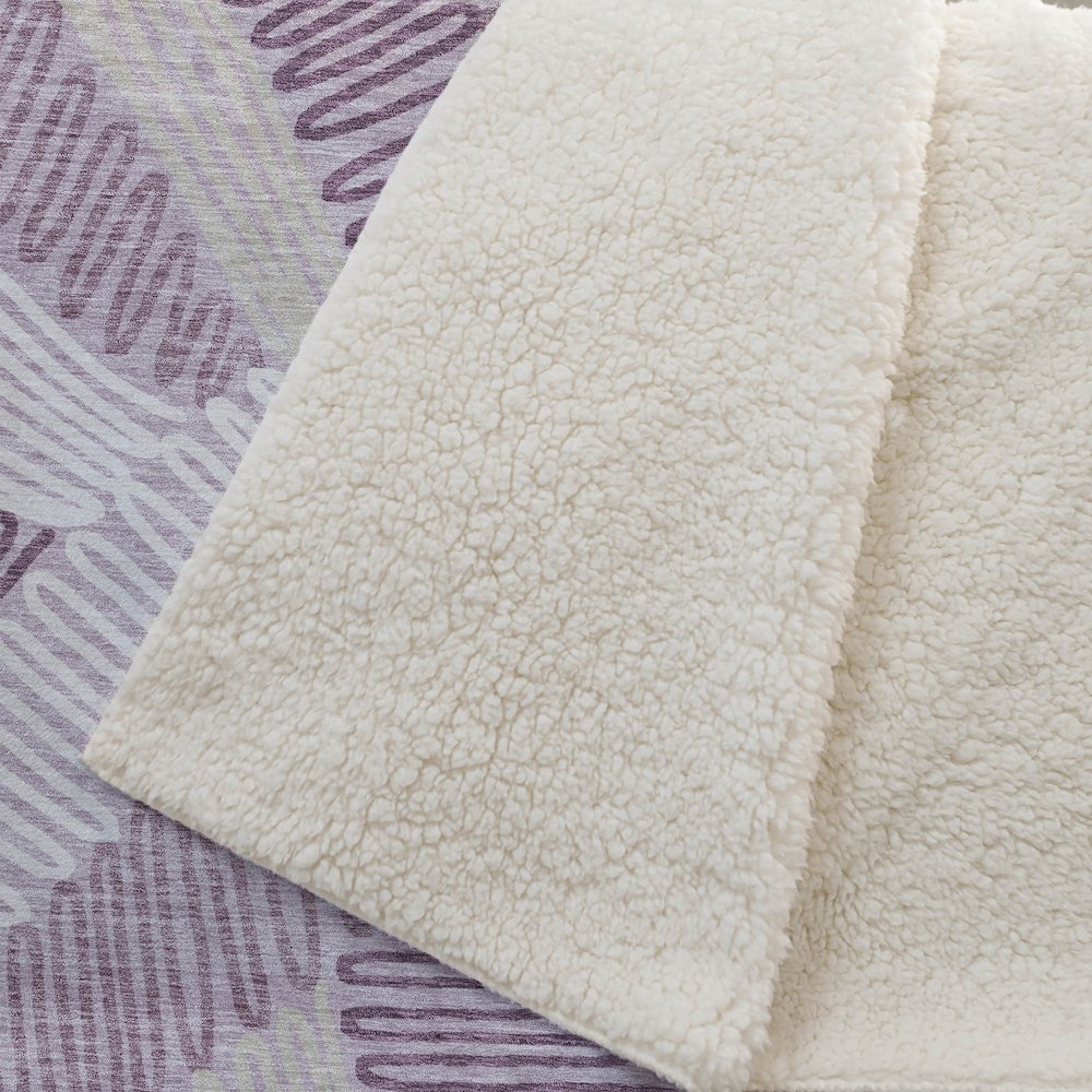 Premium Machine Washable ASB904 Lavender 50" x 70" Sherpa Throw Blanket. Picture 2