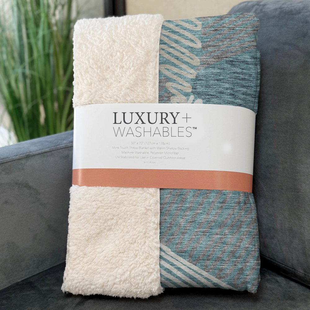 Premium Machine Washable ASB904 Teal 50" x 70" Sherpa Throw Blanket. Picture 3