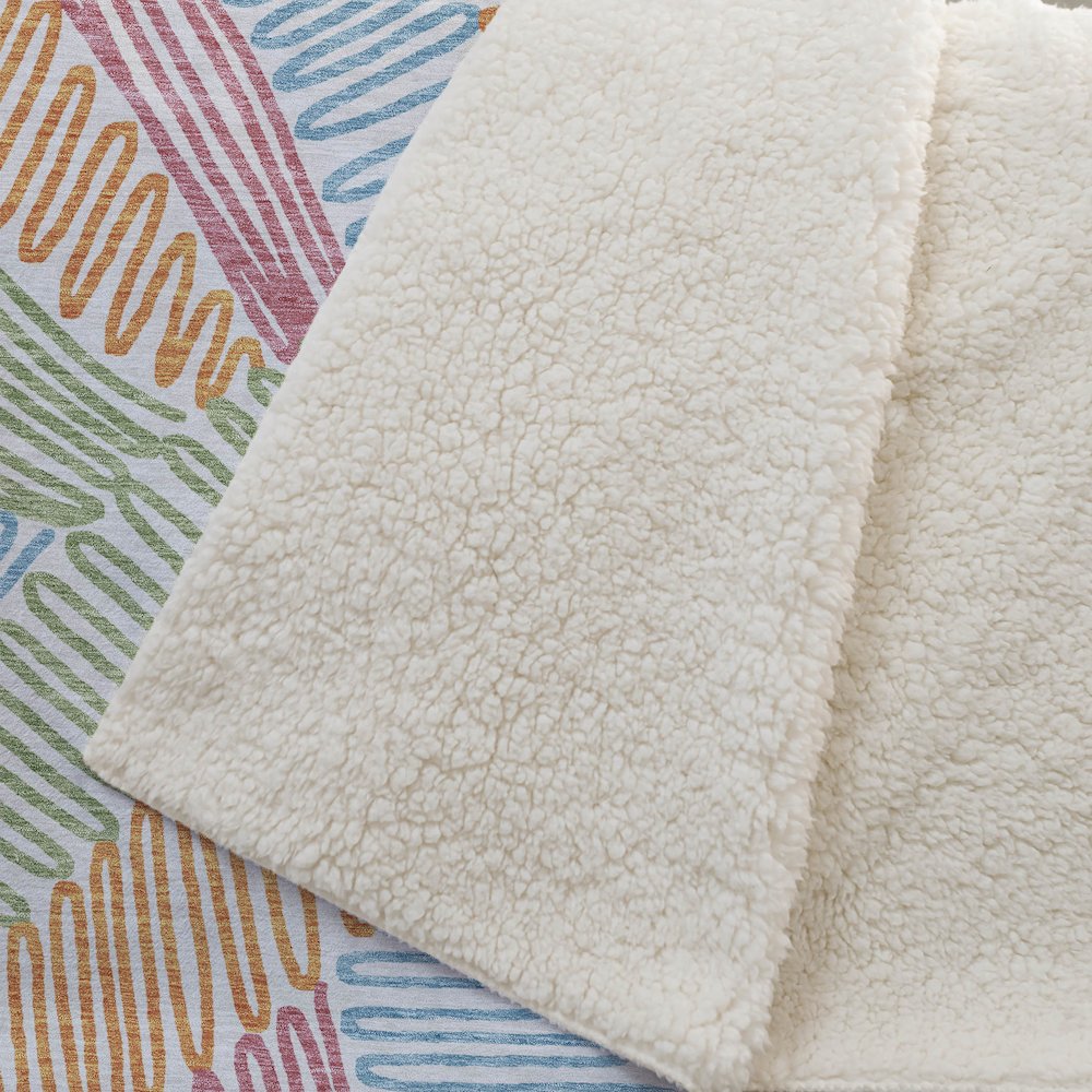 Premium Machine Washable ASB904 White 50" x 70" Sherpa Throw Blanket. Picture 2