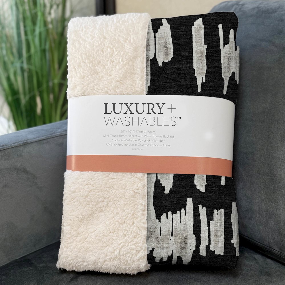 Premium Machine Washable ASB905 Black 50" x 70" Sherpa Throw Blanket. Picture 3