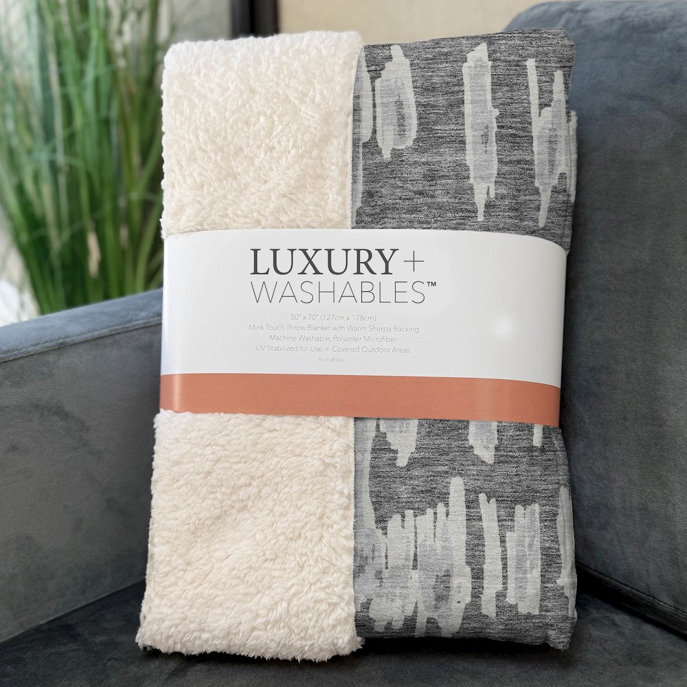 Premium Machine Washable ASB905 Gray 50" x 70" Sherpa Throw Blanket. Picture 3