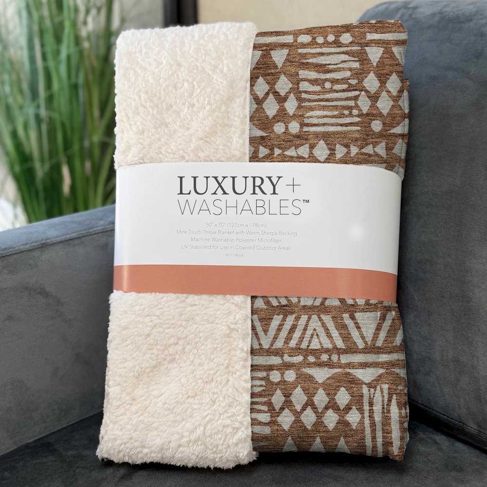 Premium Machine Washable ASB907 Terracotta 50" x 70" Sherpa Throw Blanket. Picture 3