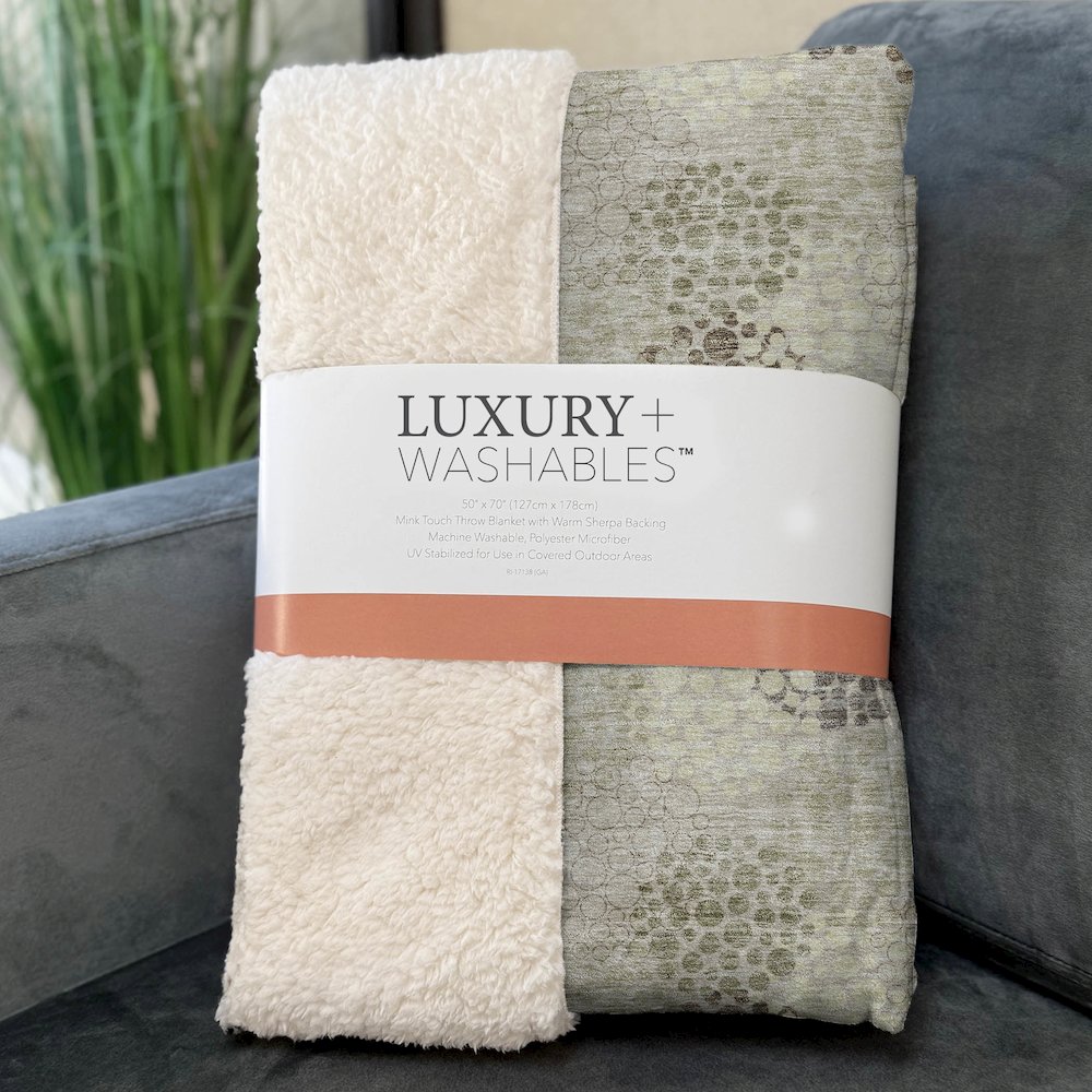 Premium Machine Washable ASB908 Beige 50" x 70" Sherpa Throw Blanket. Picture 3