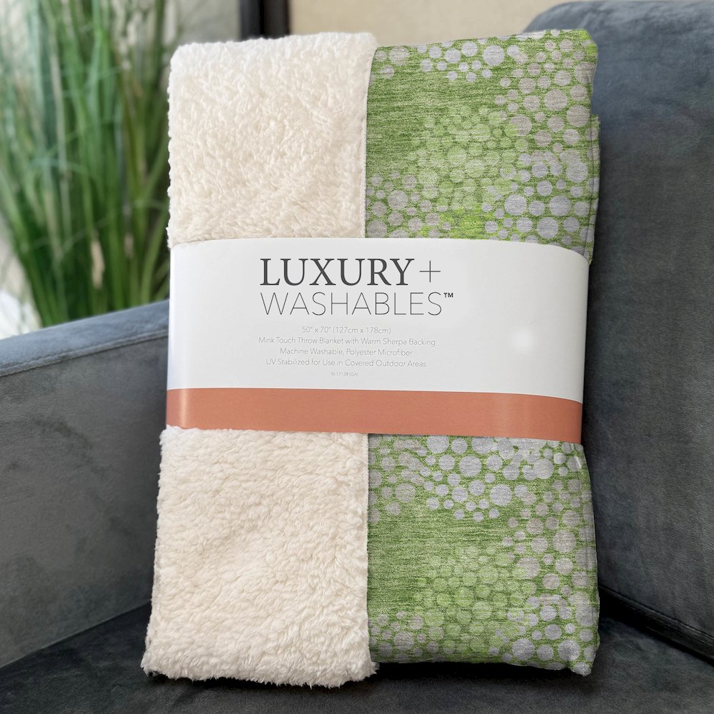 Premium Machine Washable ASB908 Green 50" x 70" Sherpa Throw Blanket. Picture 3