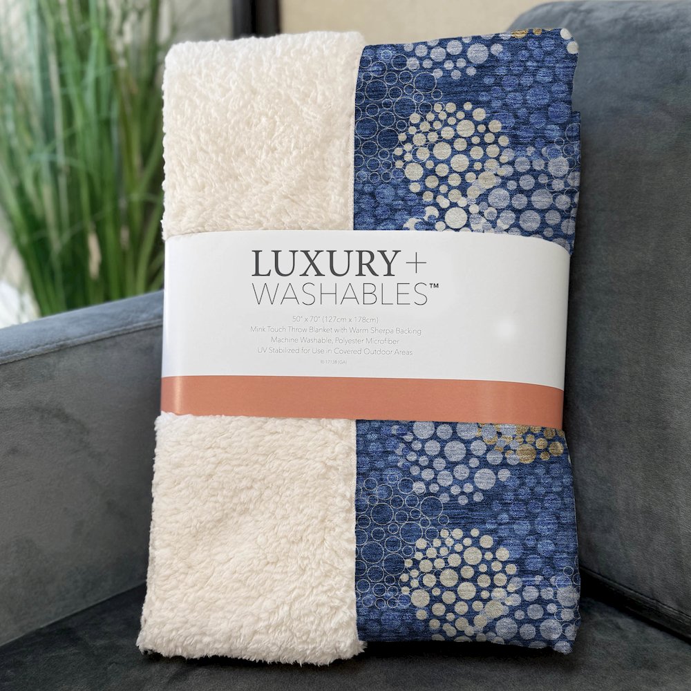 Premium Machine Washable ASB908 Navy 50" x 70" Sherpa Throw Blanket. Picture 3