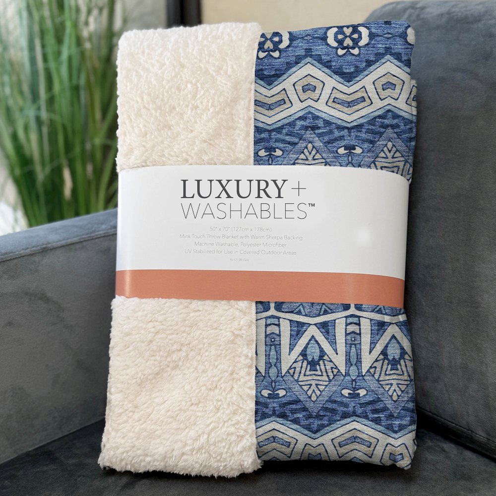 Premium Machine Washable ASB909 Blue 50" x 70" Sherpa Throw Blanket. Picture 3