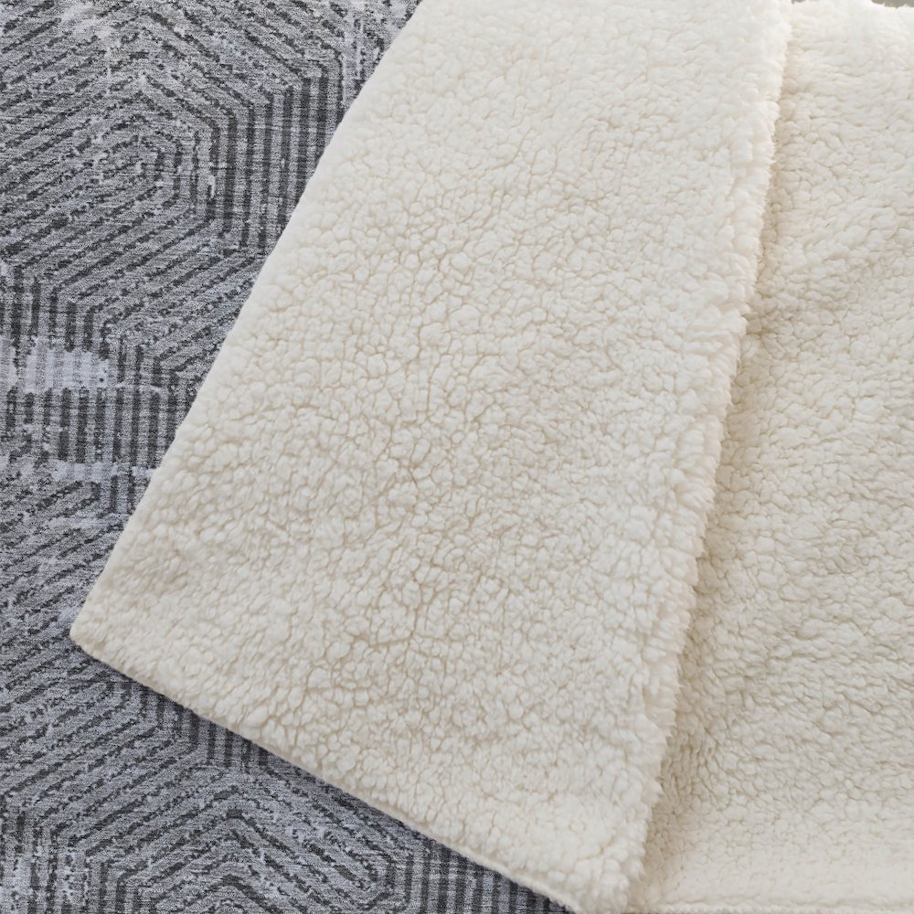 Premium Machine Washable ASB912 Gray 50" x 70" Sherpa Throw Blanket. Picture 2