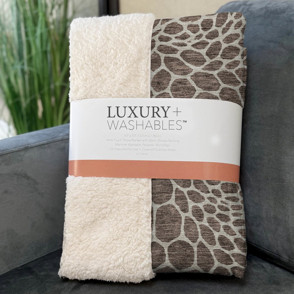 Premium Machine Washable ASB919 Brown 50" x 70" Sherpa Throw Blanket. Picture 3