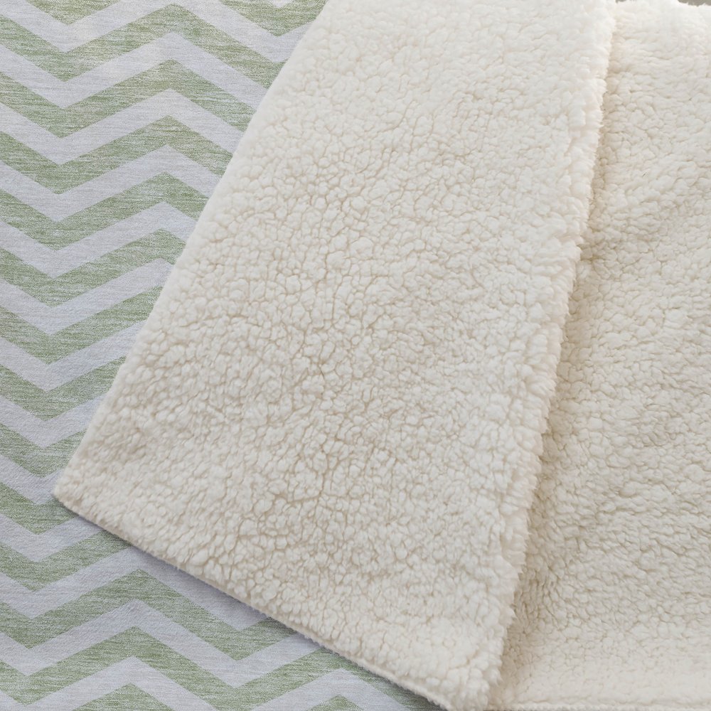 Premium Machine Washable ASB922 Aloe 50" x 70" Sherpa Throw Blanket. Picture 2