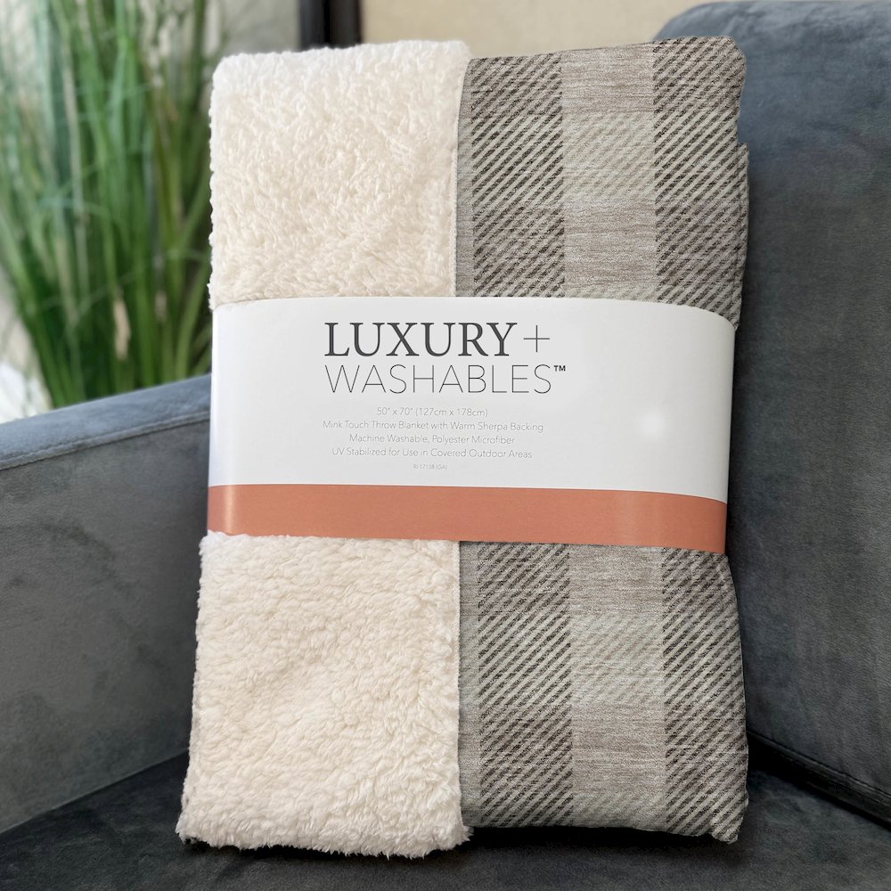 Premium Machine Washable ASB924 Beige 50" x 70" Sherpa Throw Blanket. Picture 3