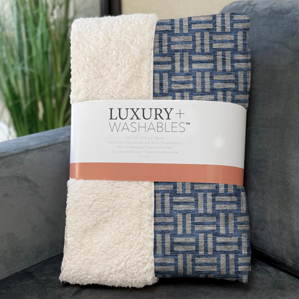 Premium Machine Washable ASB925 Blue 50" x 70" Sherpa Throw Blanket. Picture 3