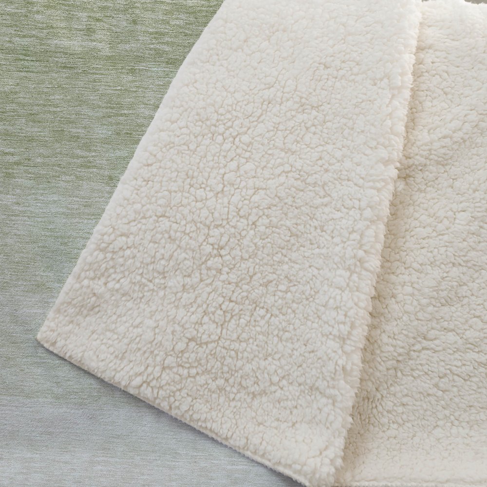Premium Machine Washable ASB928 Green 50" x 70" Sherpa Throw Blanket. Picture 2