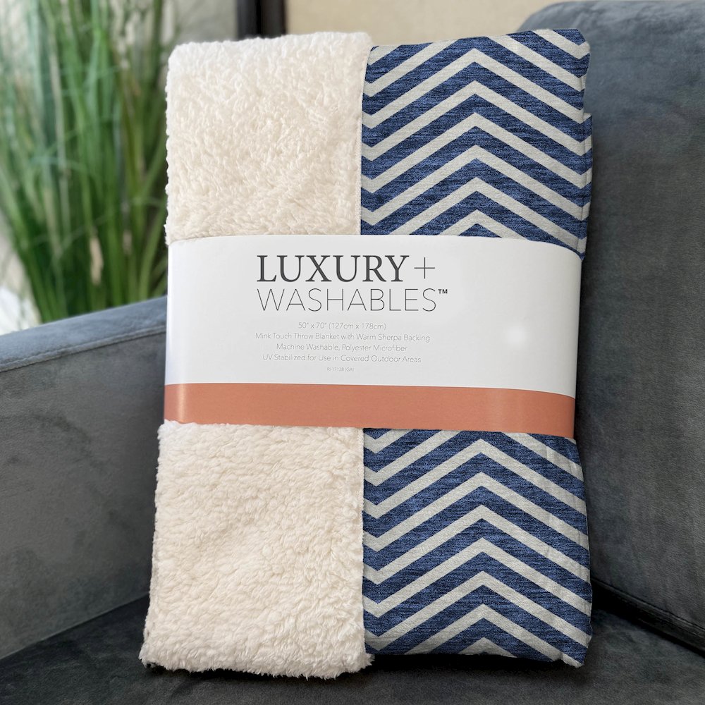 Premium Machine Washable ASB934 Blue 50" x 70" Sherpa Throw Blanket. Picture 3