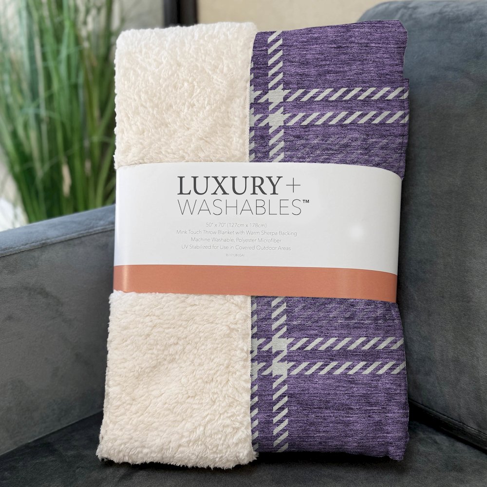 Premium Machine Washable ASB935 Purple 50" x 70" Sherpa Throw Blanket. Picture 3