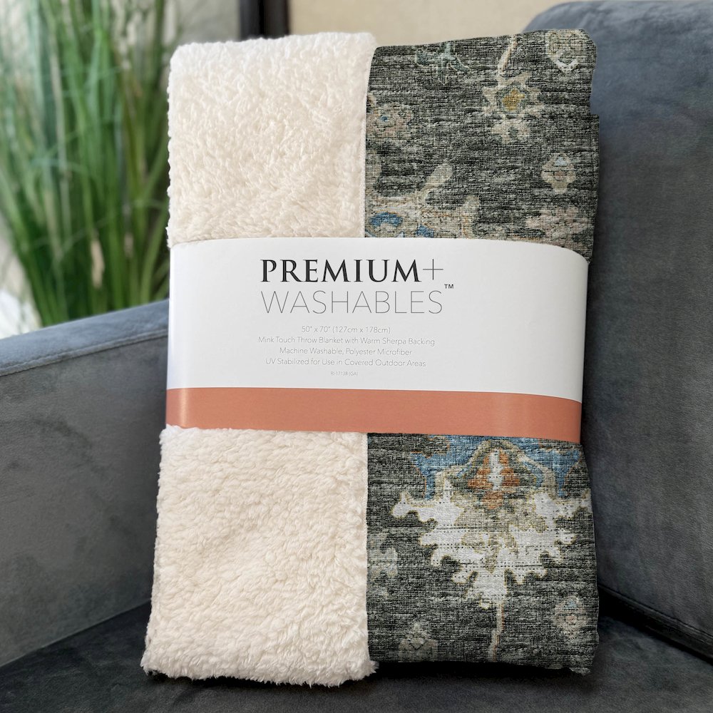 Premium Machine Washable ASB96 Forest 50" x 70" Sherpa Throw Blanket. Picture 3