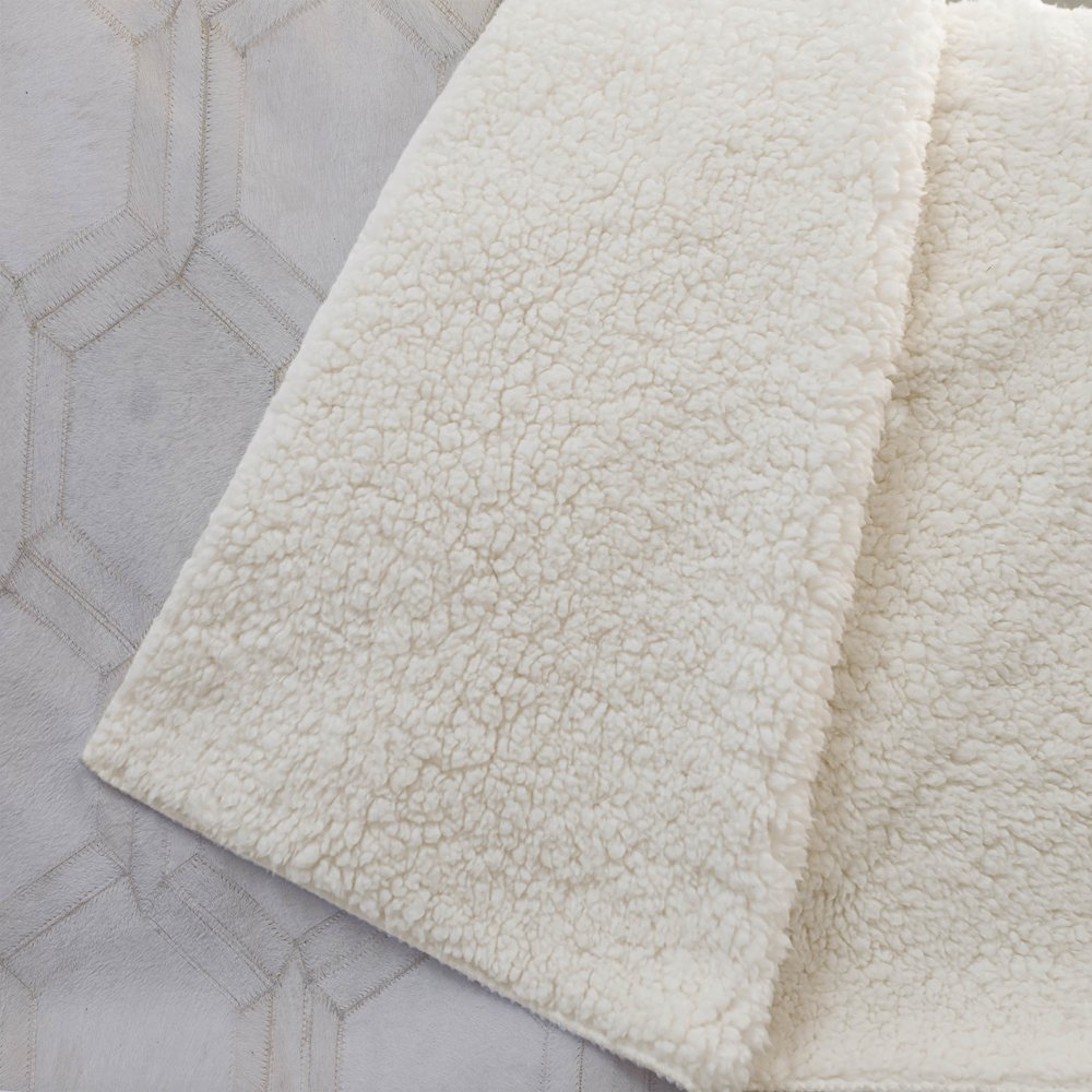 Premium Machine Washable ASB97 Ivory 50" x 70" Sherpa Throw Blanket. Picture 2