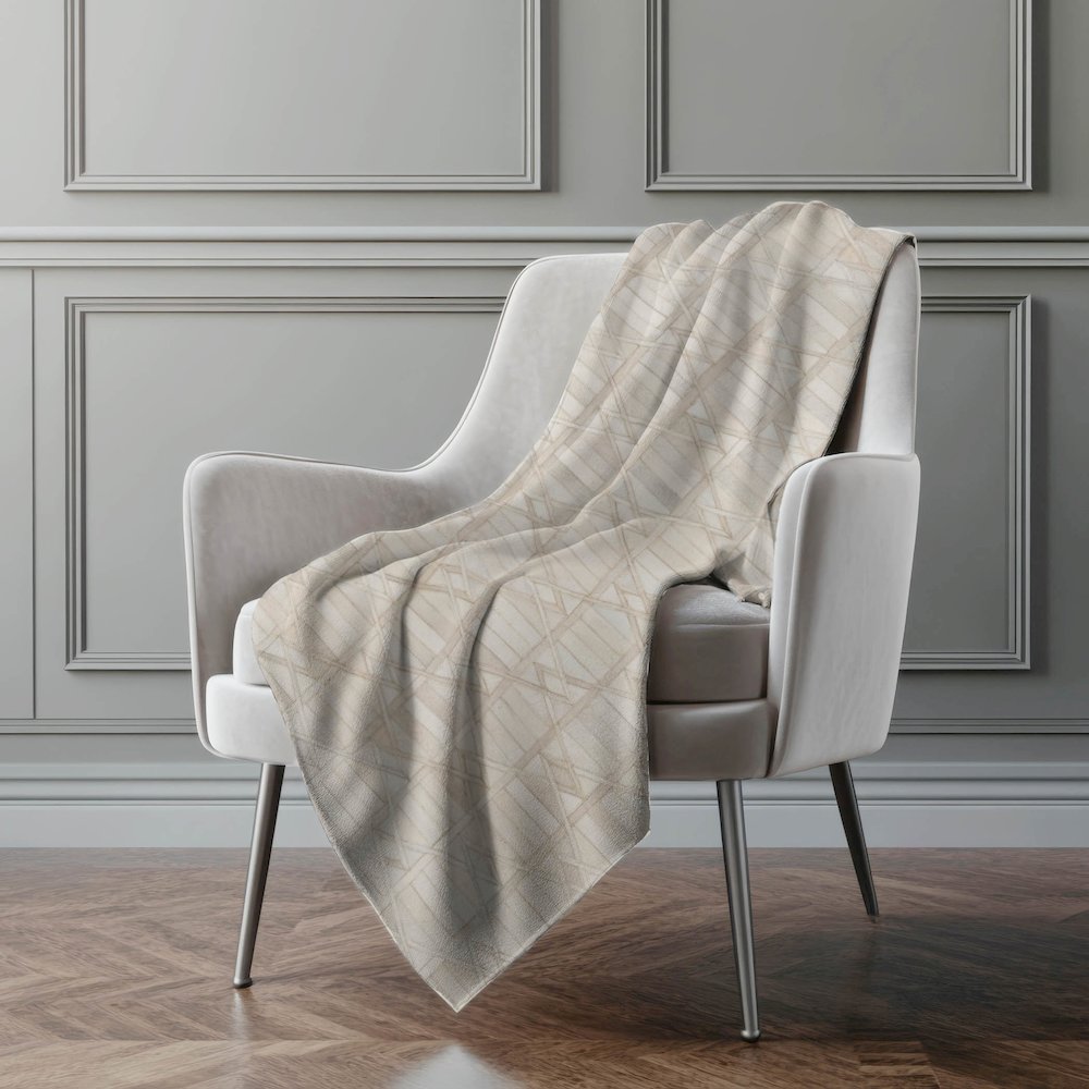 Premium Machine Washable ASB99 Ivory 50" x 70" Sherpa Throw Blanket. Picture 5