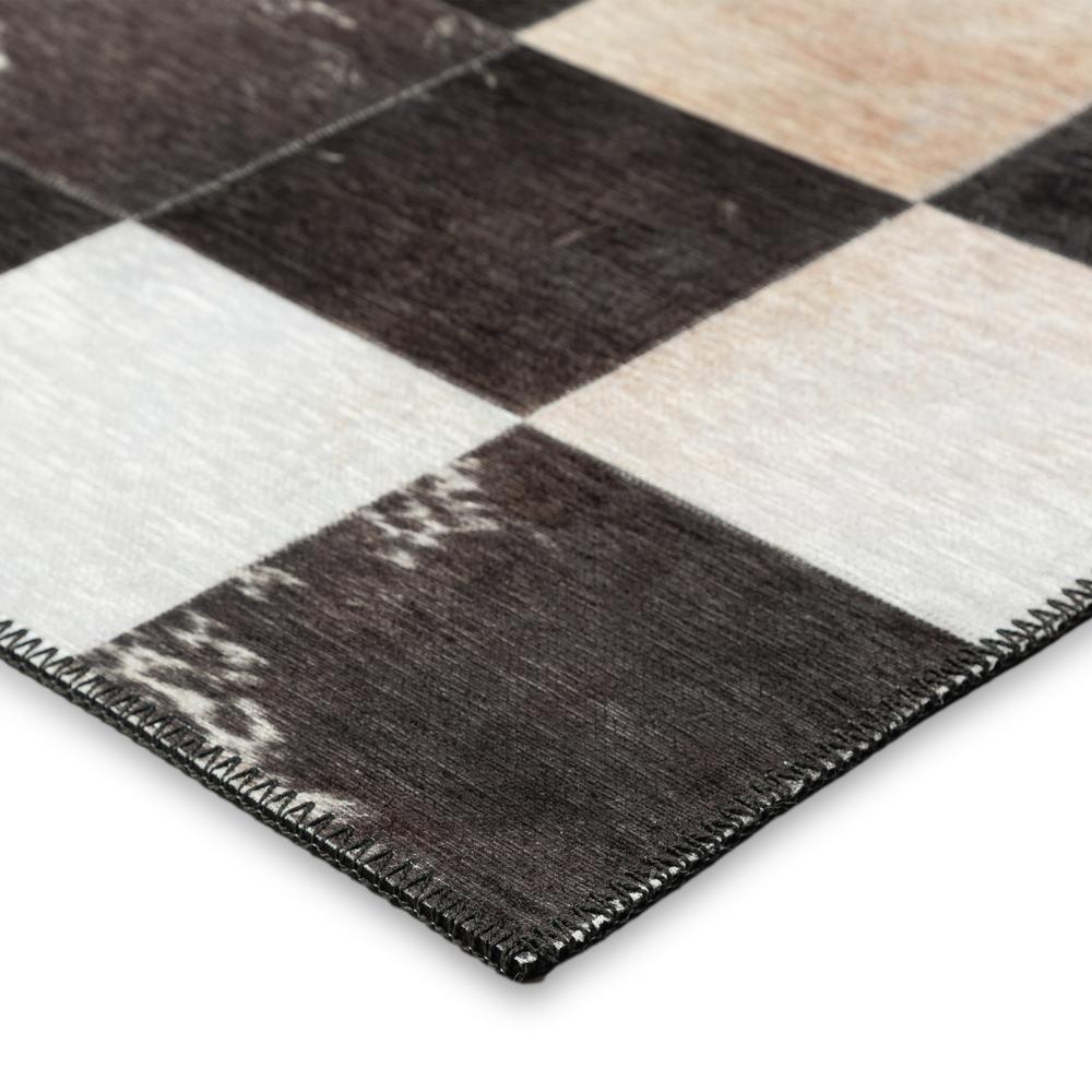 Laredo Black Animal Patchwork 1'8" x 2'6" Accent Rug Black ALR40. Picture 3