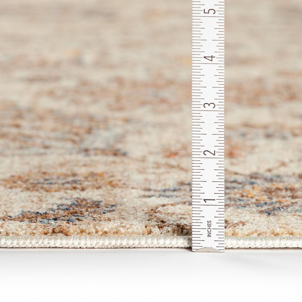 Bergama BE5 Ivory 1'8" x 2'6" Rug. Picture 3