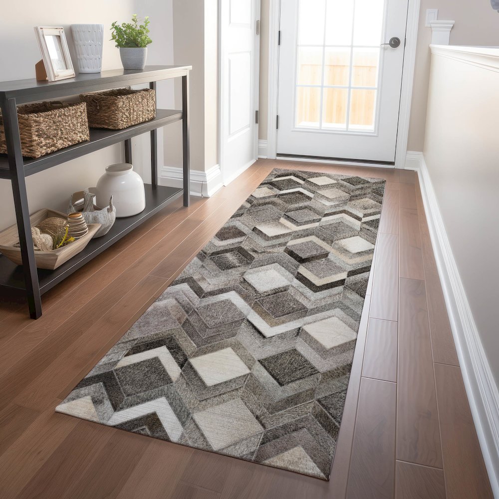 Luxury Washable Indoor/Outdoor Bozeman Gray 2'3" x 7'6" Runner Rug. Picture 5